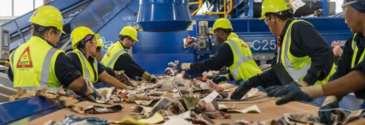 Reciclagem de Resíduos Sólidos na Construção Civil Reciclagem de Resíduos Sólidos na Construção Civil