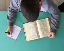 Leitura da Bíblia Leitura da Bíblia